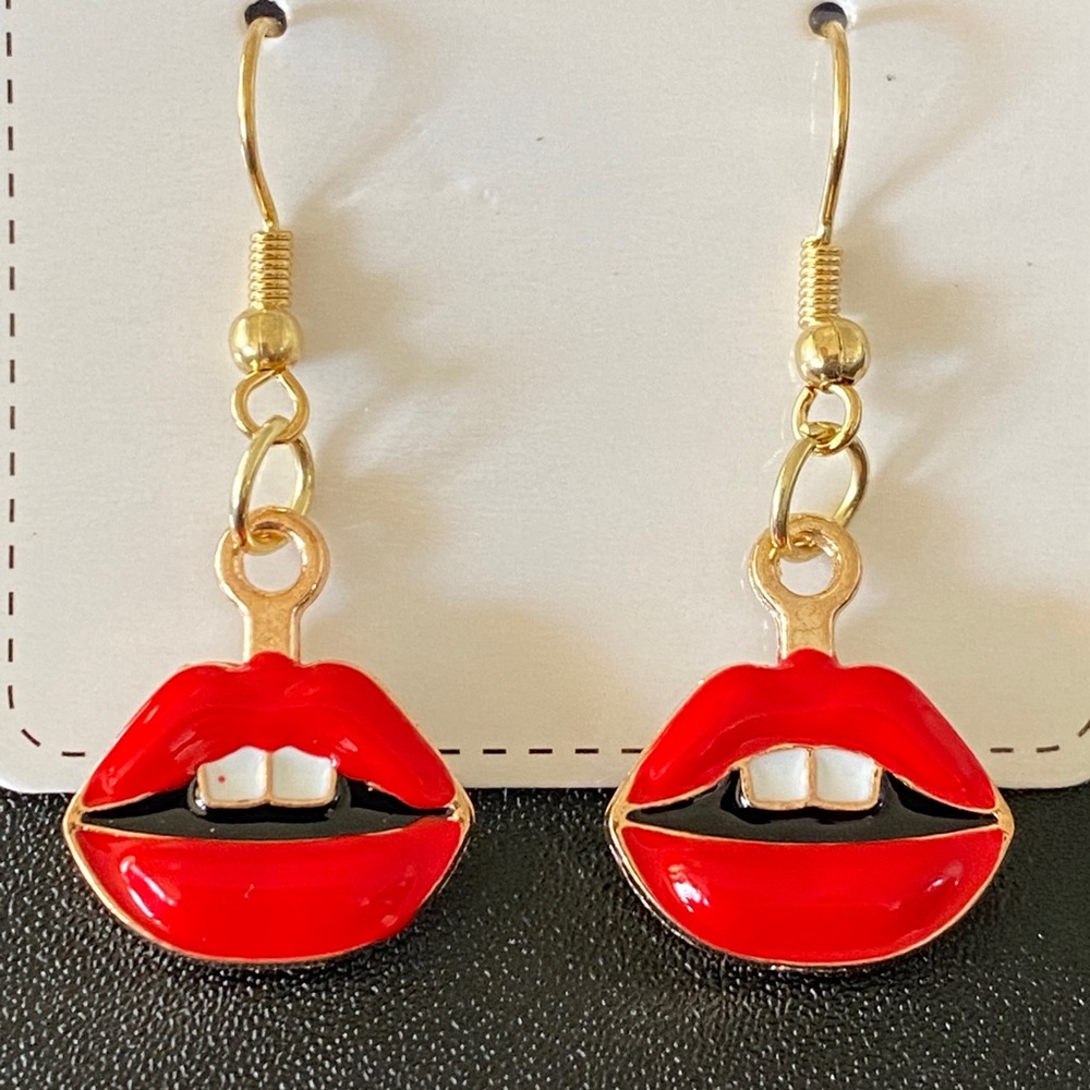 New Red Hot Lips Fashion Earrings
